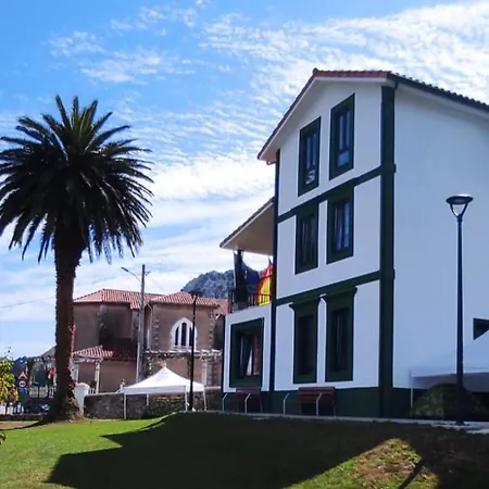 Hostel De Santullan *